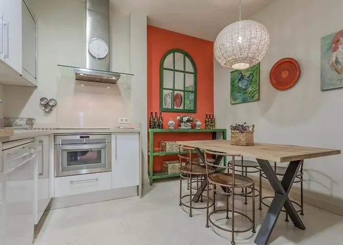 Fam Sevillian Townhouse