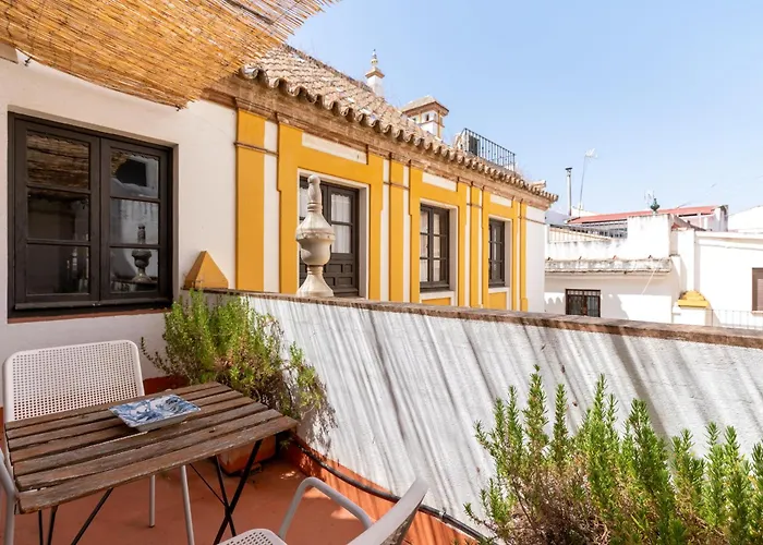 Villa Elvira, Exclusive Pool And Gardens In The Heart Of Sevilla